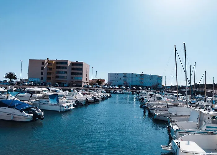 Nouveaute 2025: T4 54m2 - 8 Pers - Proche - Pied-a-terre Ideal - Parking - Fr-1-795-59 * Fleury (Aude)